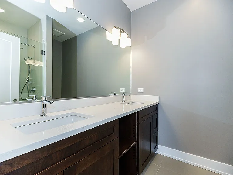 2836 N Kedzie Ave #2F — Photo 14