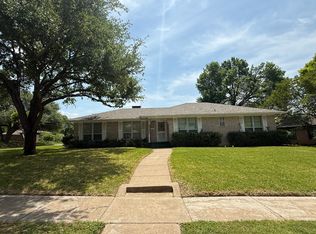 946 Blue Lake Cir, Richardson, TX 75080