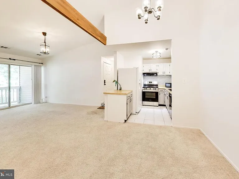 13117 Wonderland Way #4 — Photo 11