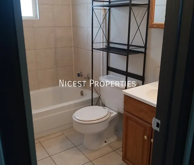 431 Lake Ave #C — Photo 13