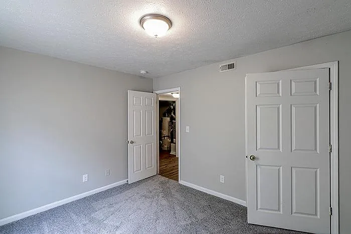 8508 Standing Oak Dr — Photo 11