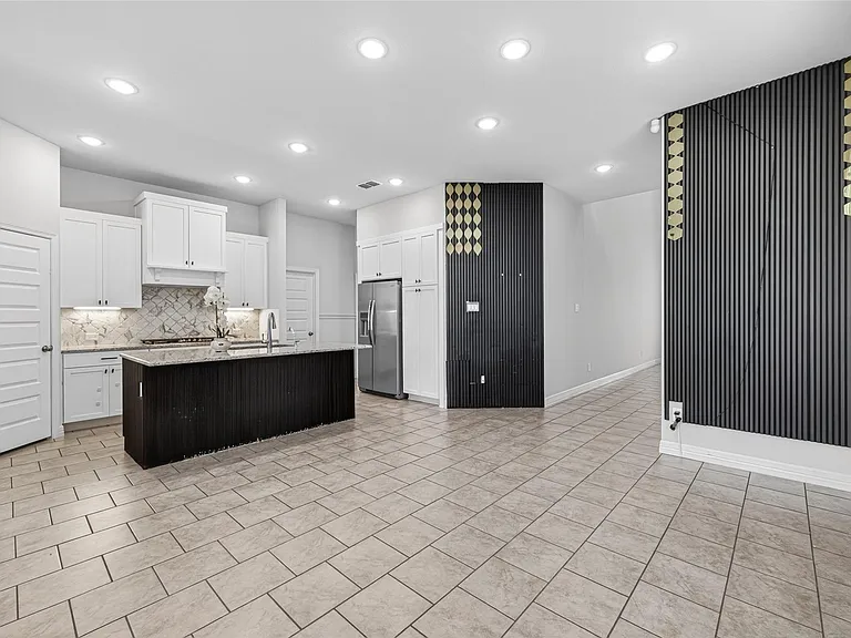 6602 Albany Forest Ct — Photo 8