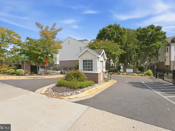 8931 Town Rd #6-102, Upper Marlboro, MD 20774