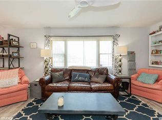 660 Schoolhouse Rd, Cutchogue, NY 11935