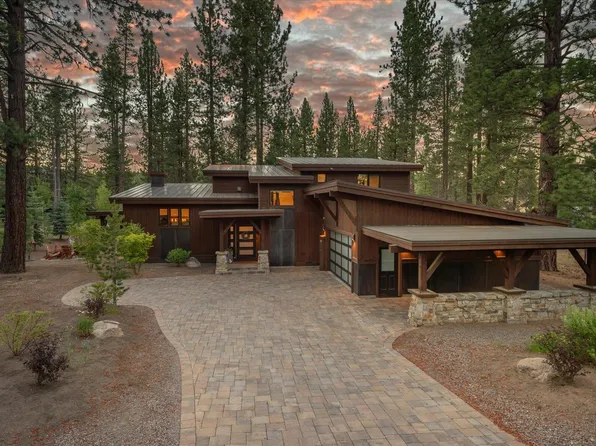 11090 Henness Rd, Truckee, CA 96161