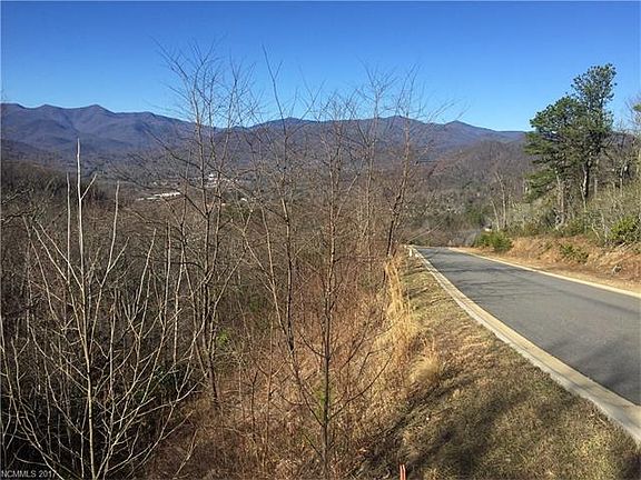 3rd image of 33 Sisters View Dr