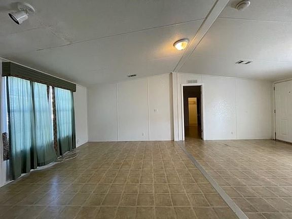 5th image of 5321 SW 29th Ave
