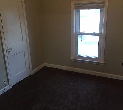 4th image of 10209 Willis Rd #2