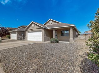 700 Lone Pine Dr SW, Albuquerque, NM 87121