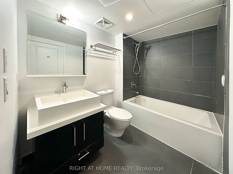 65 Saint Mary St #1808 — Photo 13