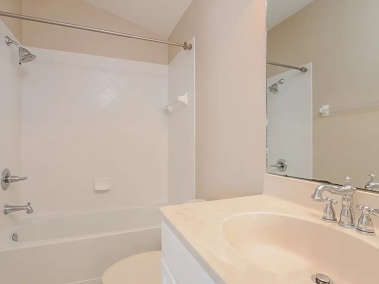 7830 Grasmere Dr — Photo 13