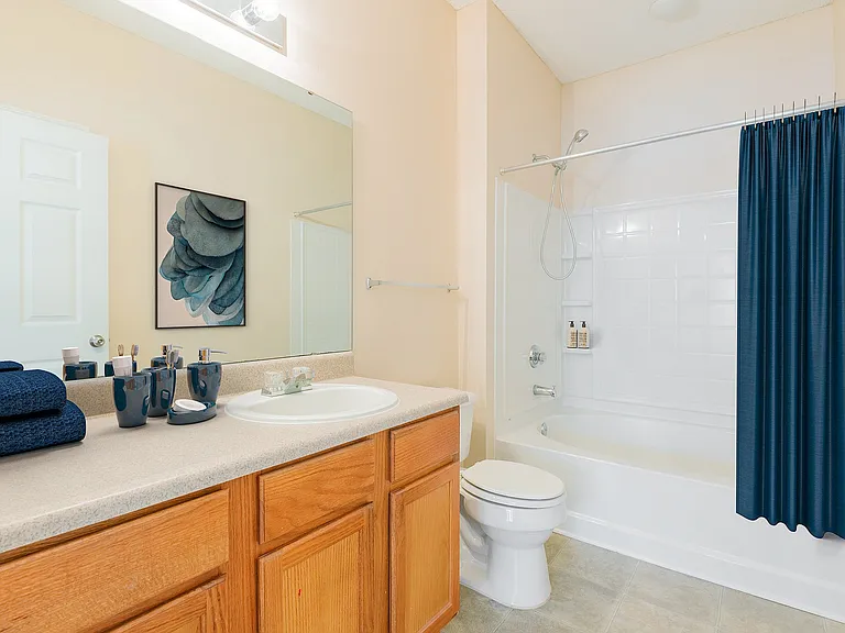 woodcreek farms bathroom