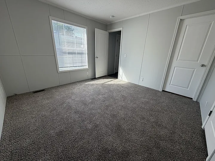 38000 Le Chateau Blvd #476 — Photo 13