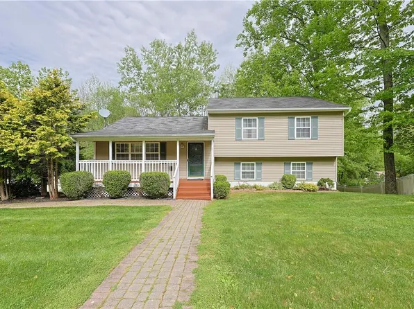 25 Mecca Drive, Salisbury Mills, NY 12577