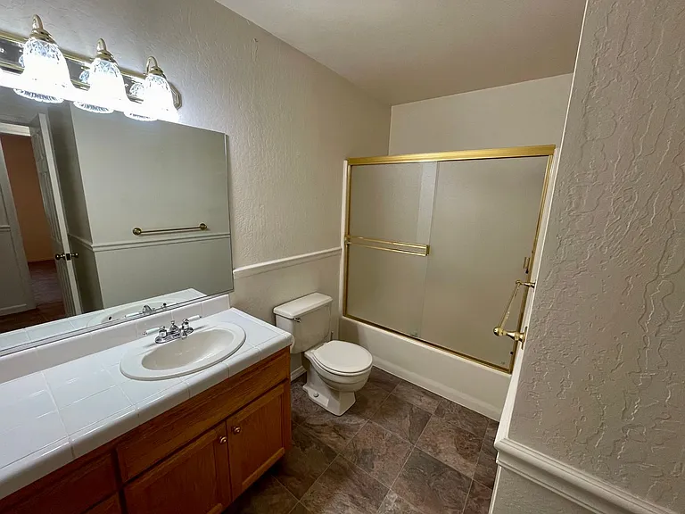 17519 Alexandra Way — Photo 11