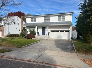1927 Decatur Ave, Bellmore, NY 11710