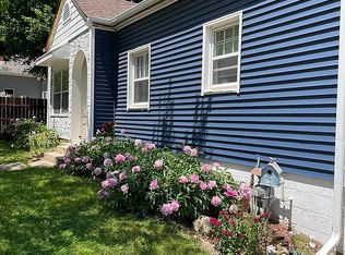 216 8th Ave NW, Waverly, IA 50677