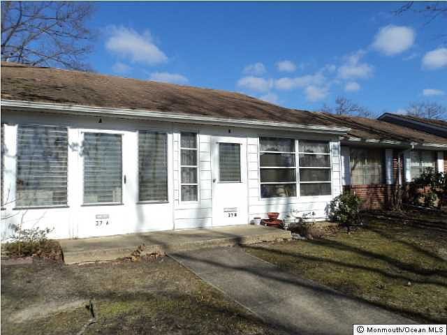 1st image of 37 Cambridge Court #B