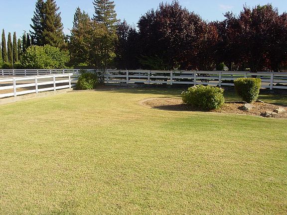 3rd image of 2511 Stony Creek Cir