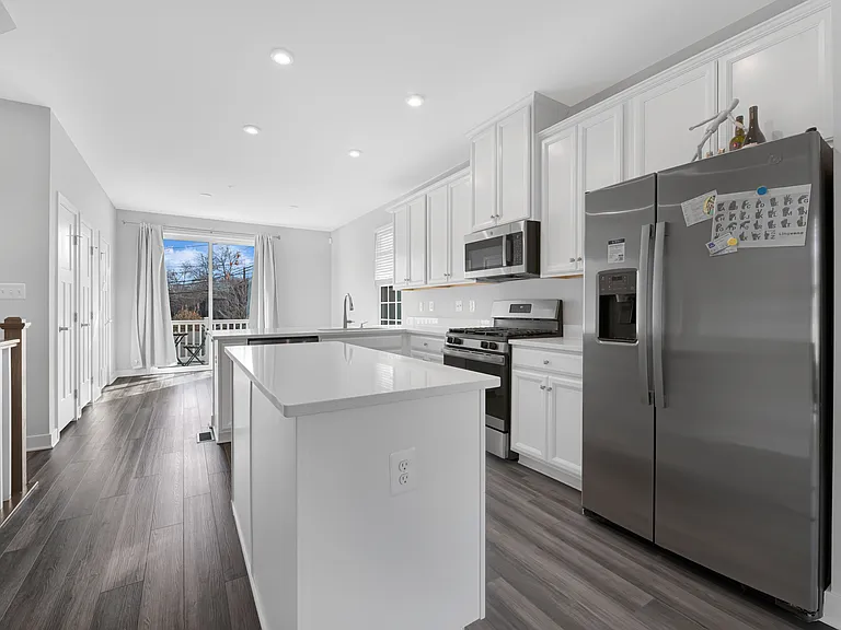 2460 James Bank Rd SE — Photo 4