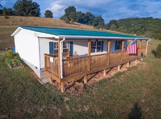 3267 Northside Rd, Newport, VA 24128