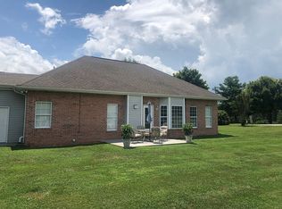 382 Terry Point Rd, Dandridge, TN 37725