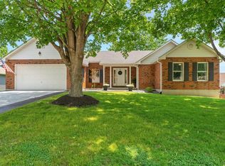 5 Jason Ridge Dr, Washington, MO 63090