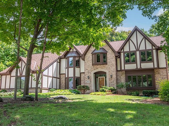 2nd image of 3820 Charter Point COURT