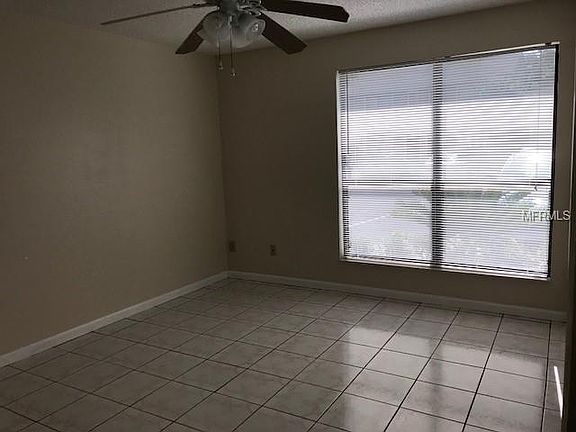 5th image of 601 Casa Park East Ct