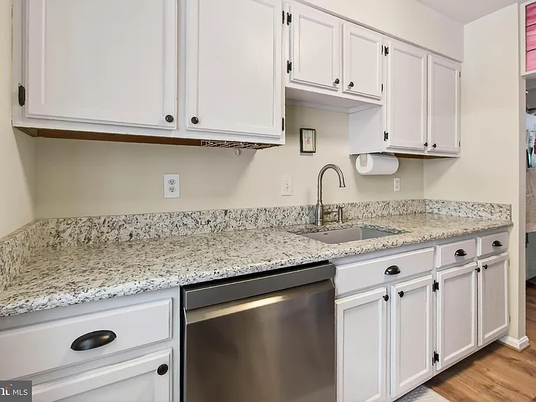 9694 Poindexter Ct — Photo 13