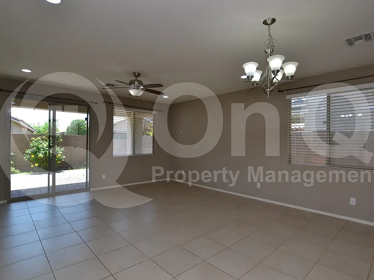 12039 W Briles Rd — Photo 7