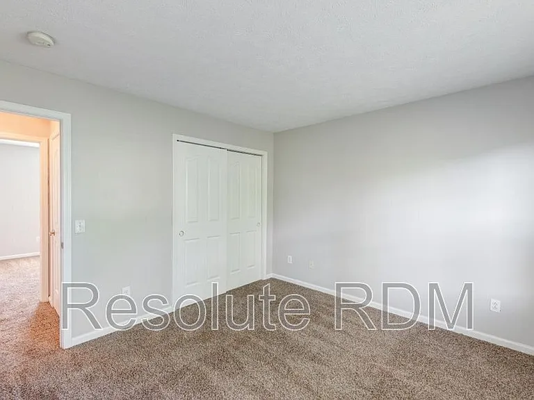 8262 Plumwood Ln — Photo 21