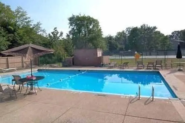 1675 Cedarwood Dr #I — Photo 16