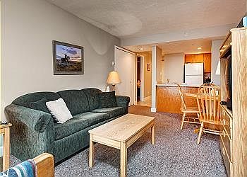 5th image of 2000 Prospector Ave #405