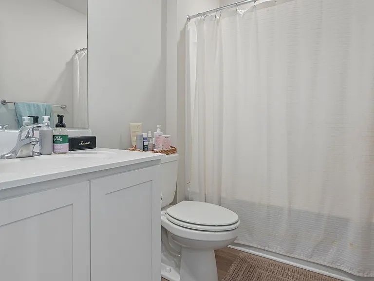 203 Ridgely Blvd — Photo 12