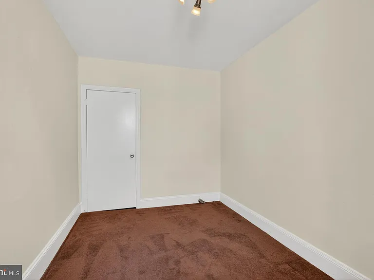 1519 Emily St — Photo 20