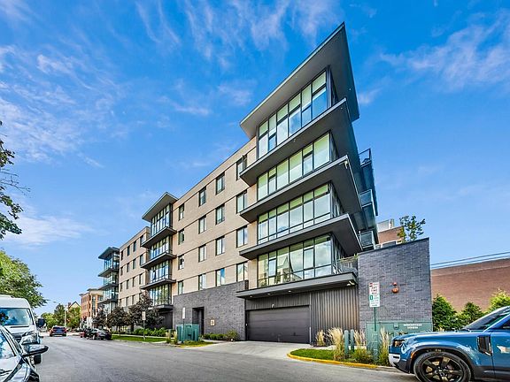 5th image of 147 N Euclid Ave #405
