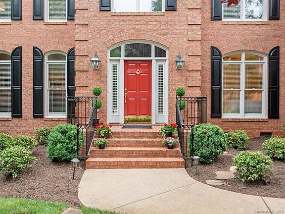 2nd image of 7209 Meadow Run Ln