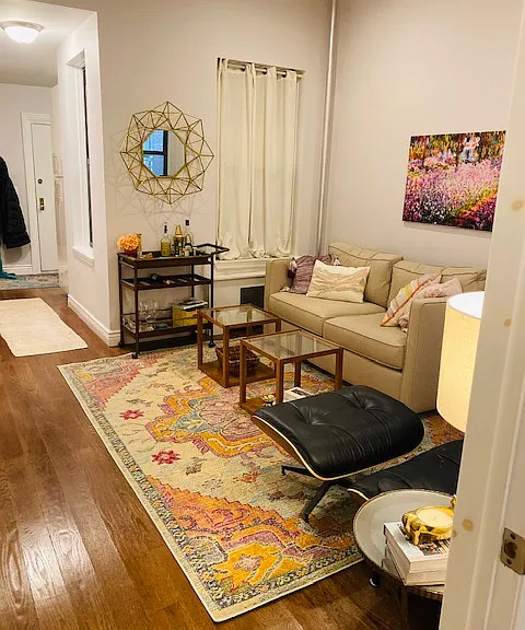 229 W 16th St #1C — Photo 4