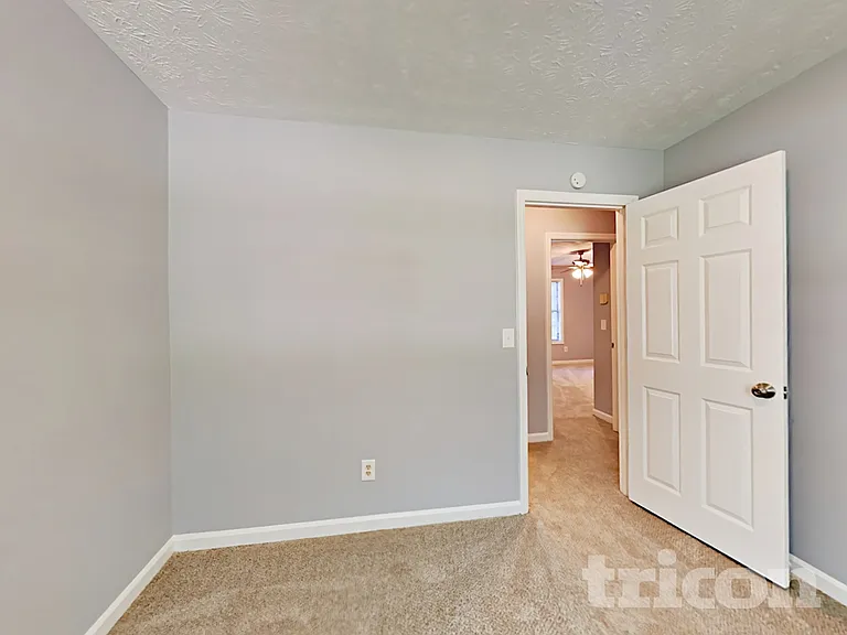 3680 Ashley Woods Dr — Photo 6