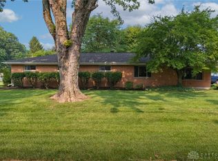 1283 Lemcke Rd, Dayton, OH 45434