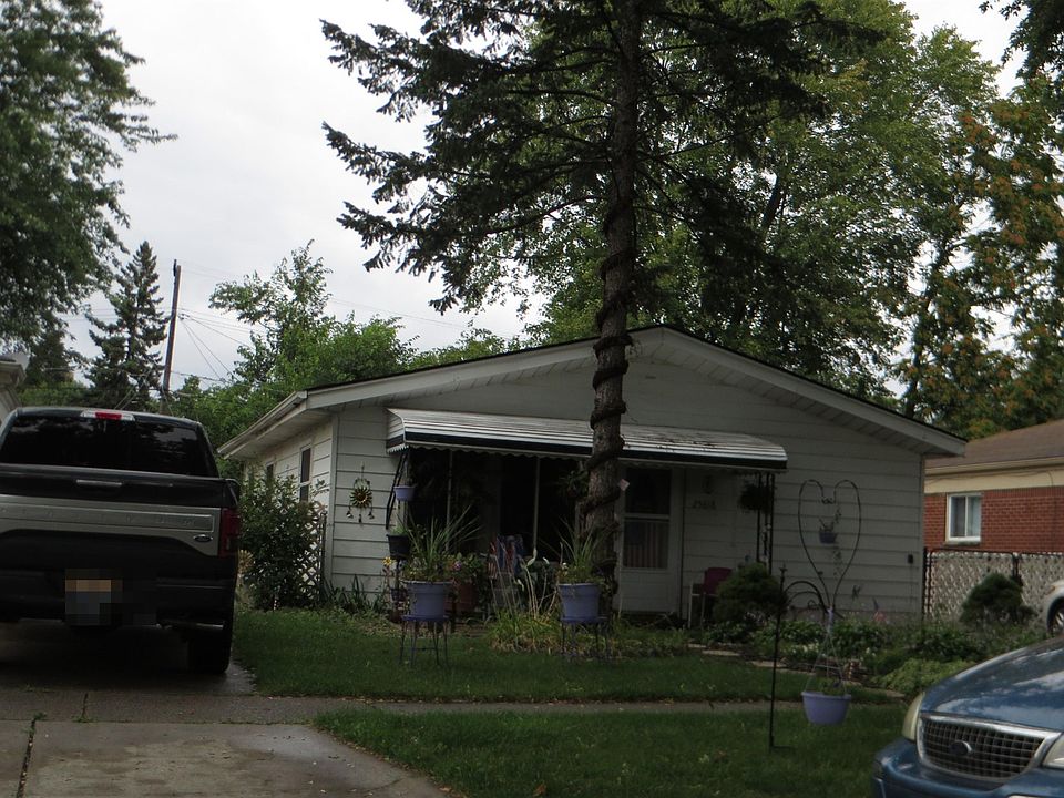 1st image of 25618 Pennie St