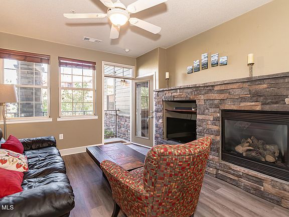 4th image of 152 Village Road #B105