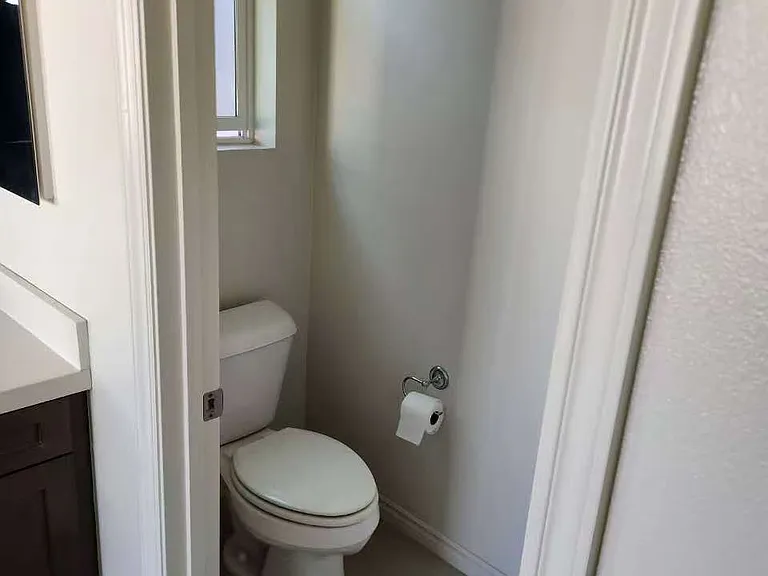15953 Mentz Ct — Photo 9