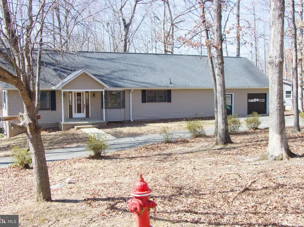 201 Happy Creek Rd, Locust Grove, VA 22508