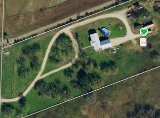 21463 N Fm 81, Hobson, TX 78117
