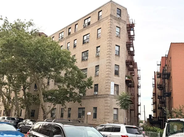 70-35 Broadway #C19, Jackson Heights, NY 11372
