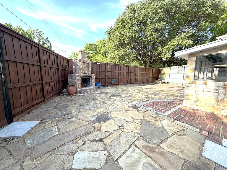 1725 Ashland Ave — Photo 18