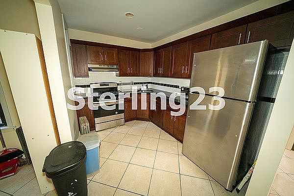 1st image of 31-13 Ditmars Blvd #2R