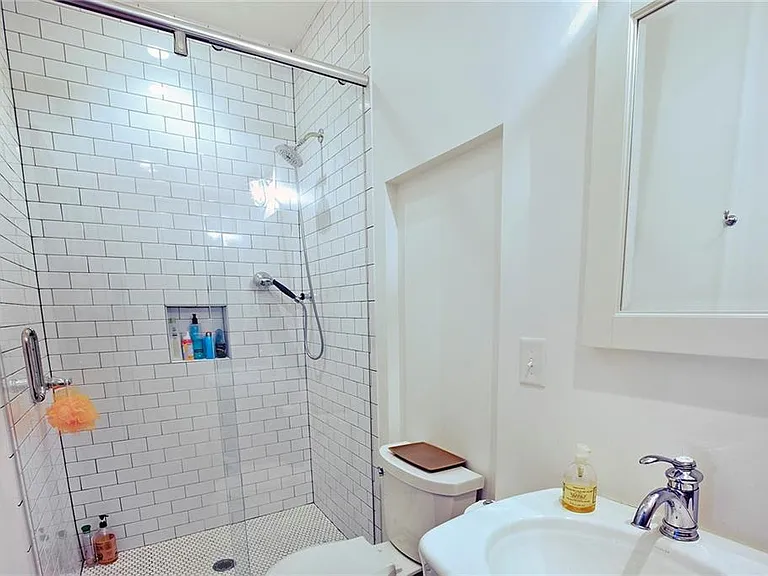 1430 Harvard Rd — Photo 20